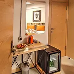 Vavien Hotel