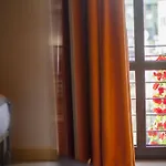 Vavien Hotel 4*