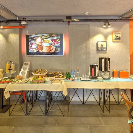 Vavien Hotel 4*
