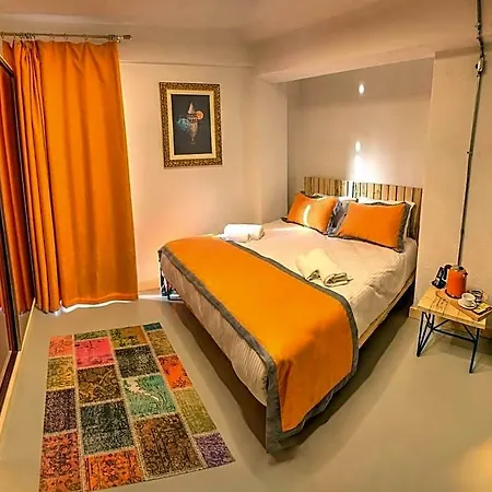 Hotell Vavien 4*