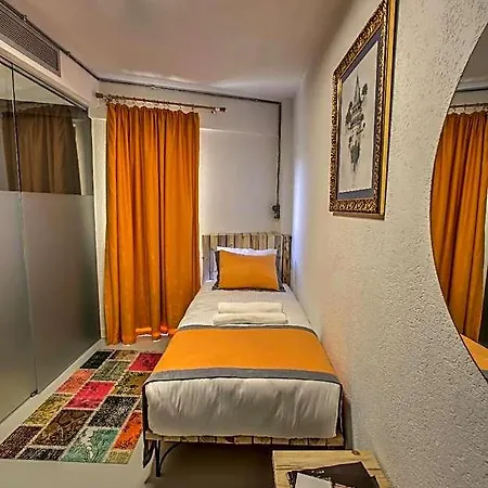 Hotel Vavien 4*