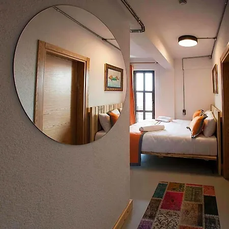 Vavien Hotell
