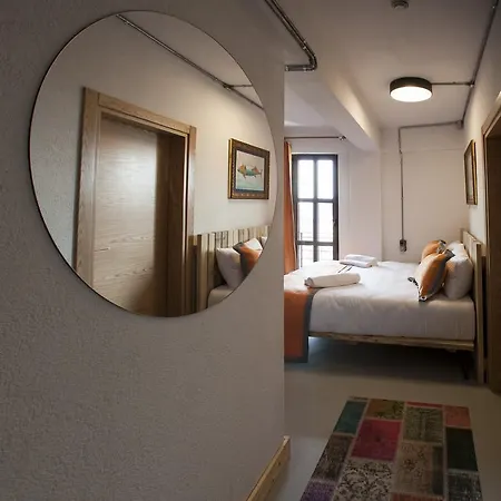 Hotel Vavien 4*